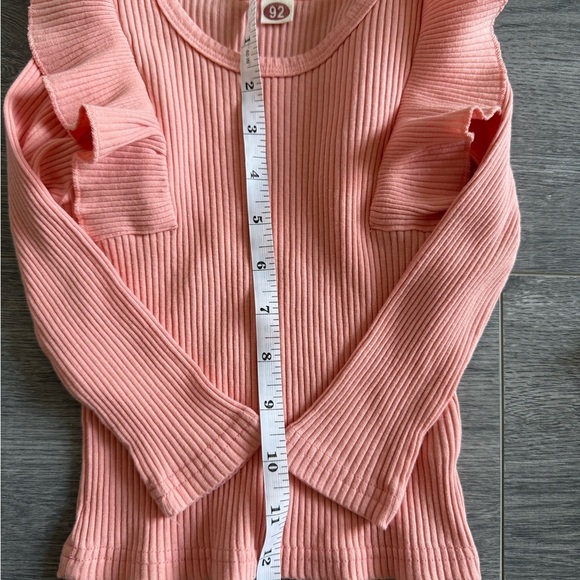 Pink and White Ruffle Tops with Brown Plaid Skirt Size 2T - Picture 9 of 12